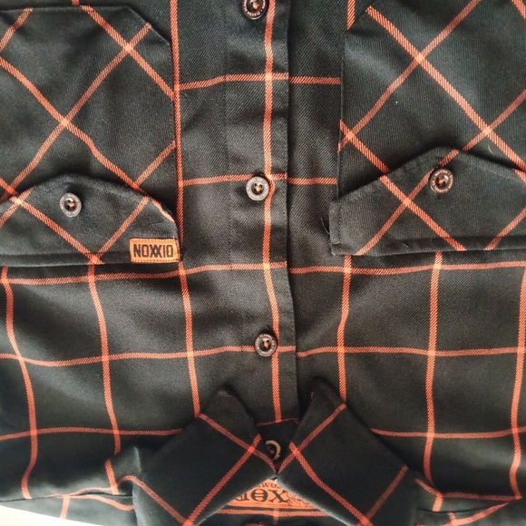 DIXXON Flannel Co - Picture 2 of 3